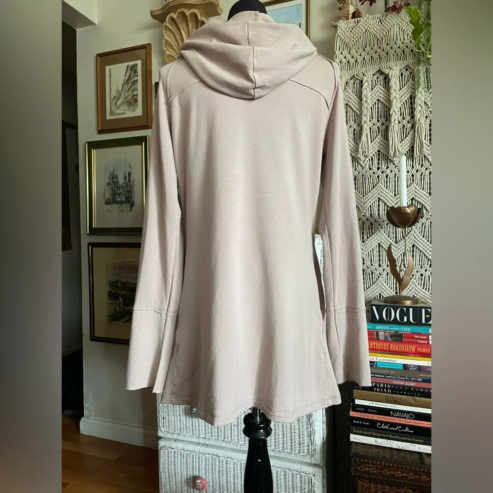 5 for $35 Bloom beige hooded cardigan - Picture 5 of 6